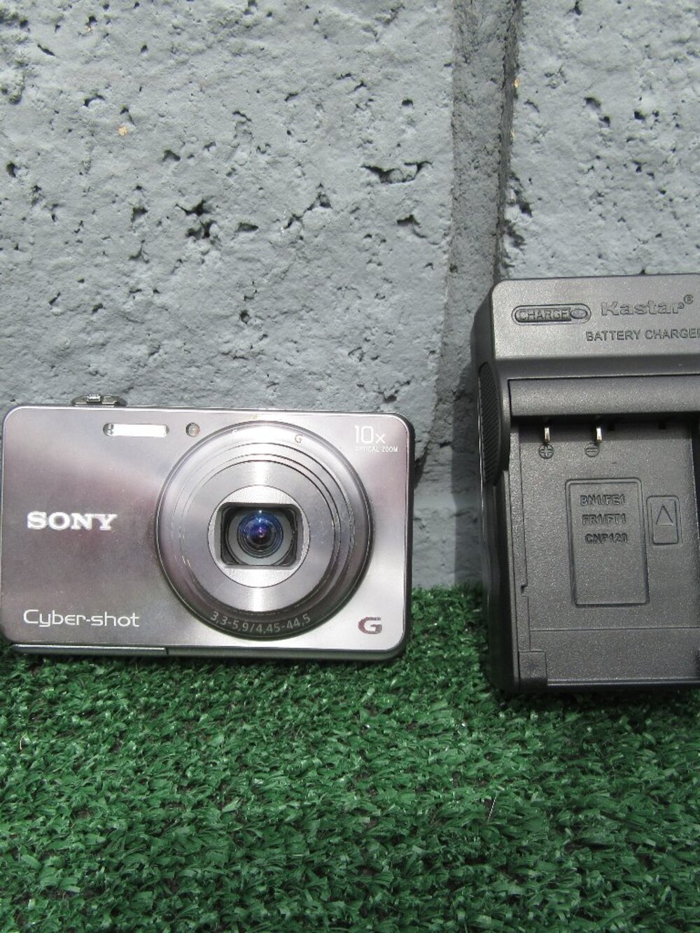 Sony Cyber-Shot DSC-WX150 Silver Digital Camera w/ New Battery & Charger